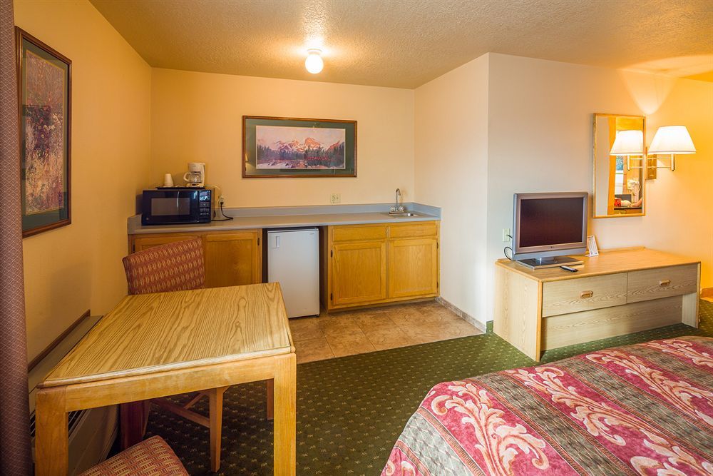 Alpine Inn & Suites ガニソン エクステリア 写真