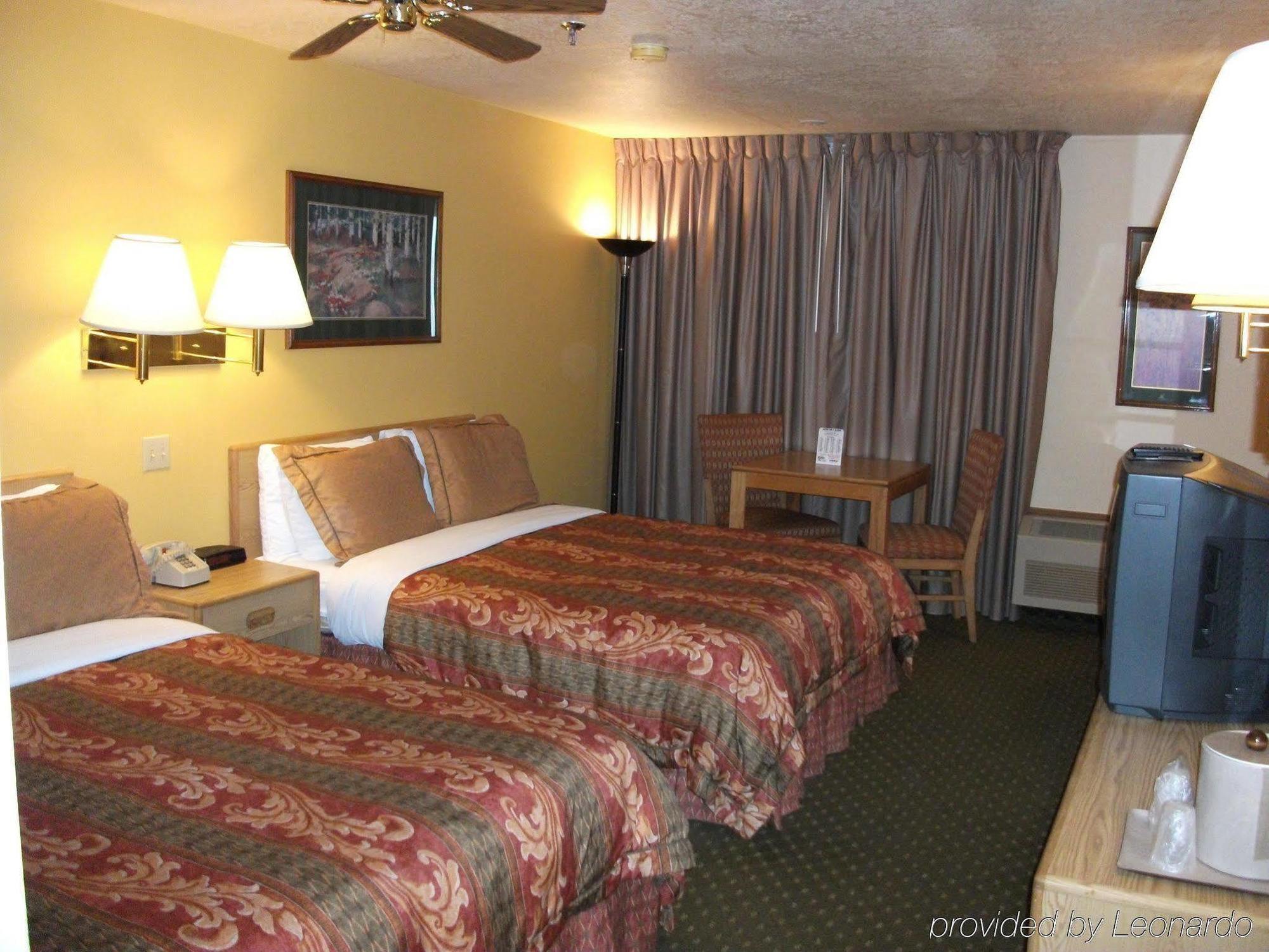 Alpine Inn & Suites ガニソン 部屋 写真