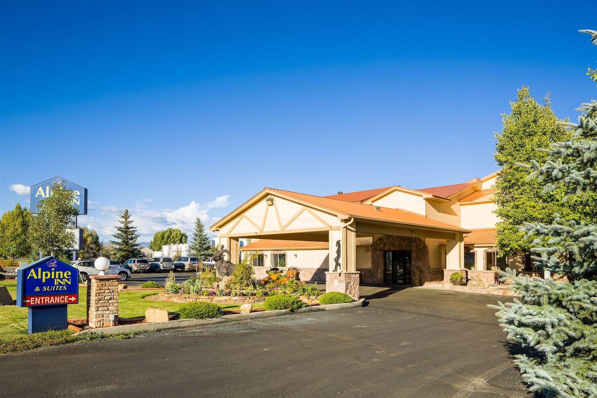 Alpine Inn & Suites ガニソン エクステリア 写真